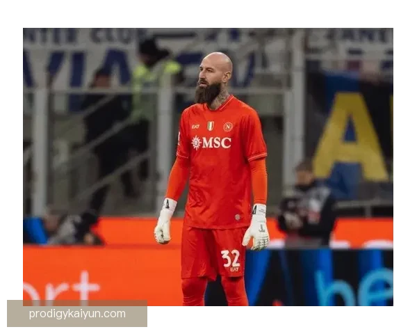 萨维奇防守能力持续提升，成为球队后防线的关键支柱