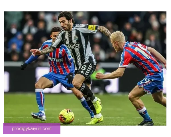 托纳利防守能力持续提升，成为球队中场的重要屏障